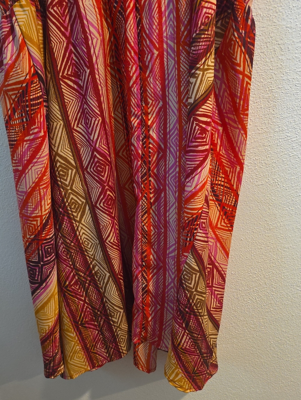 NWT Daytrip Geometric Print Dress With Adjustable Spaghetti Straps - Picture 9 of 10